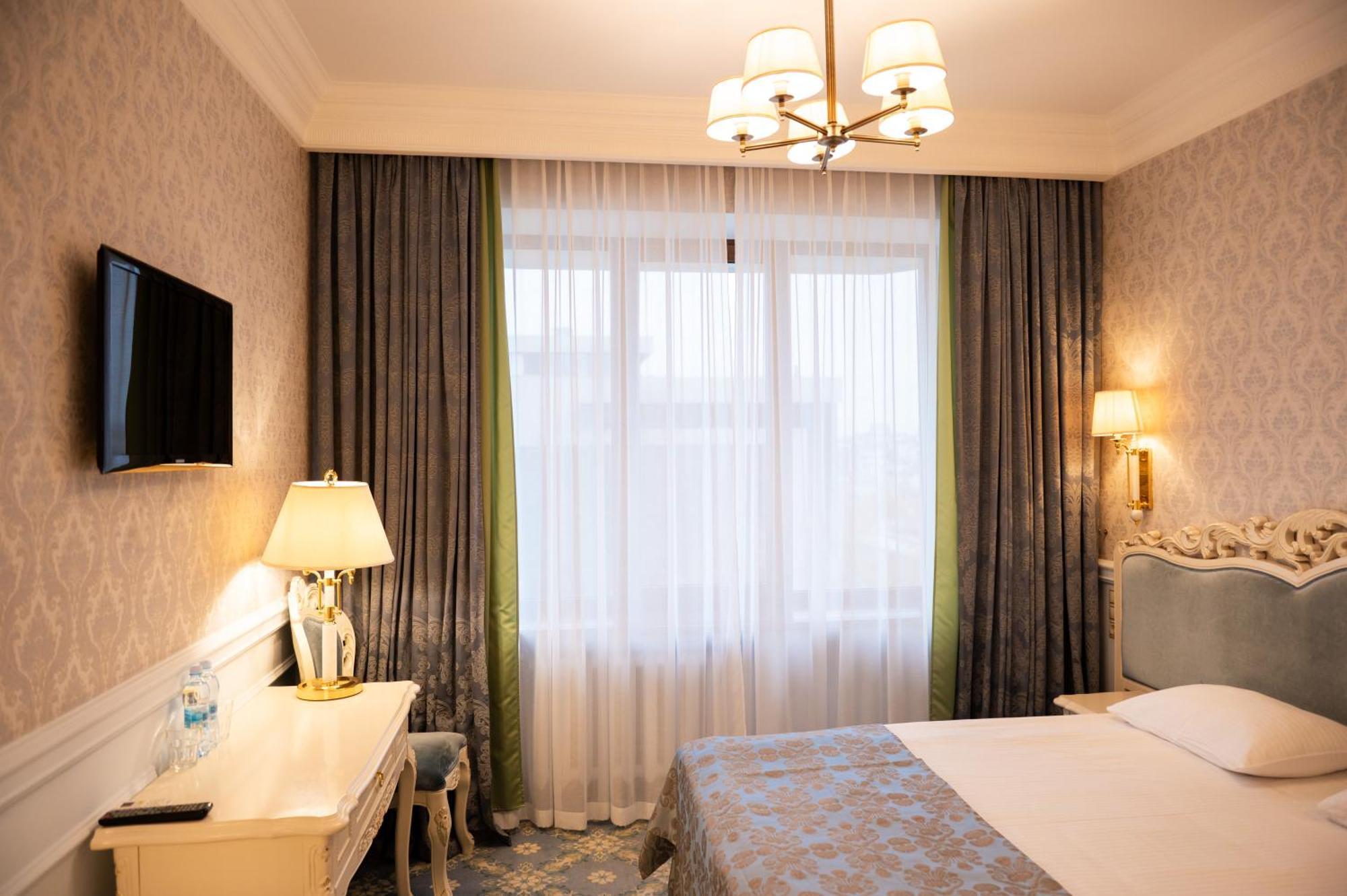 Отель Royal Olympic Киев