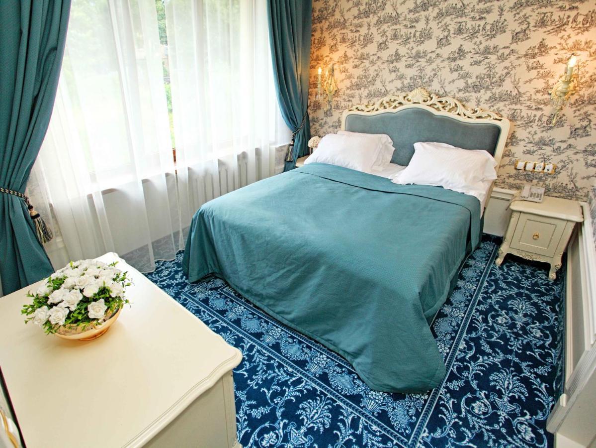 Royal Olympic 4*