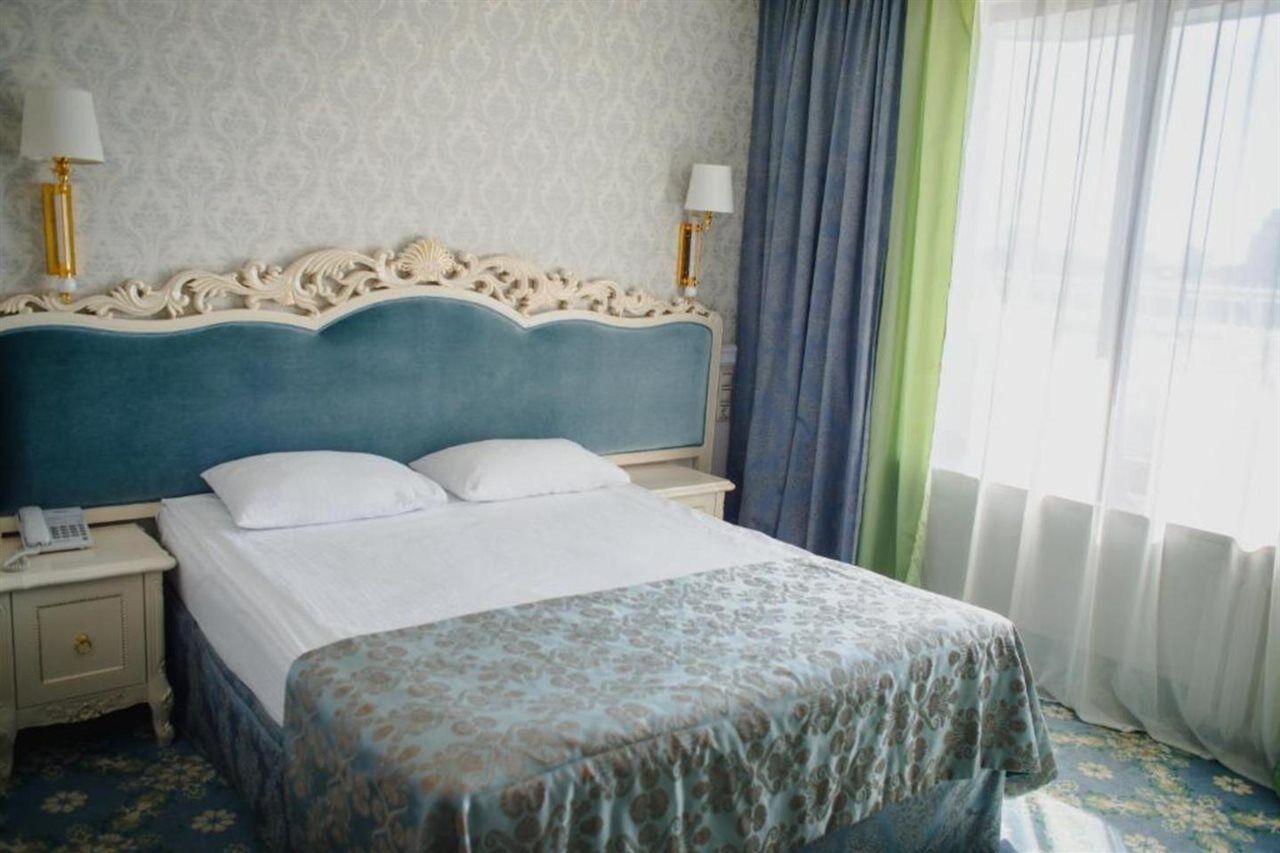 Отель Royal Olympic Киев